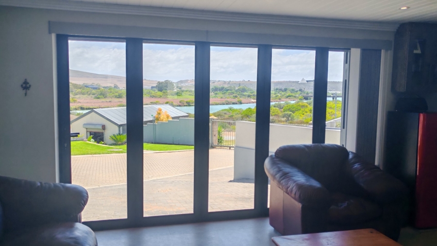 3 Bedroom Property for Sale in Hartenbos Heuwels Western Cape